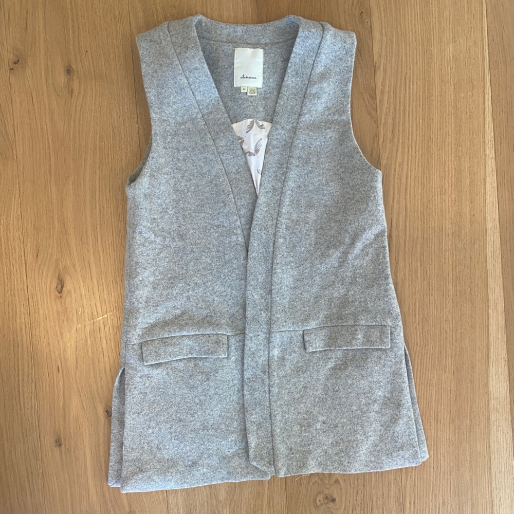 NWOT Sleeveless Wool Blazer